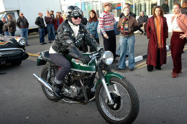 min 2007 11 25 crusin 216